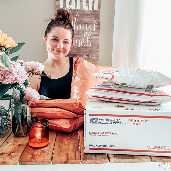 Meet The Posher 🎉 - Picture 2 of 8